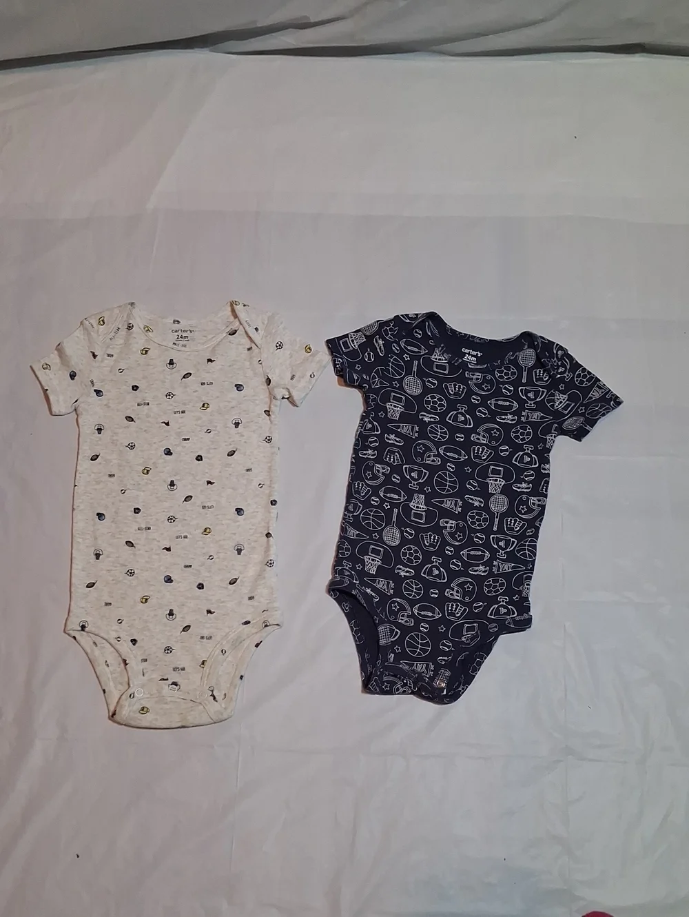 🏀 Carter's Baby Boys Allover Sports Print Bodysuits 24M (Set Of 2) 🏈